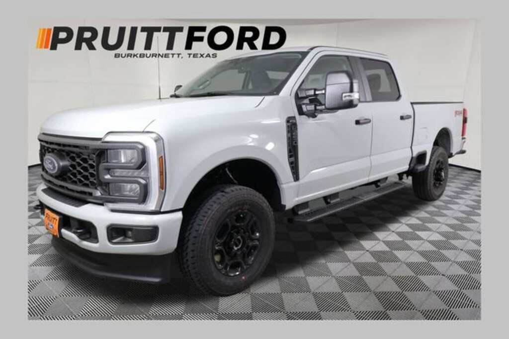New 2026 Ford F-250 Truck Crew Cab
