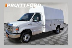 2026 Ford E-350 Cutaway Base Truck