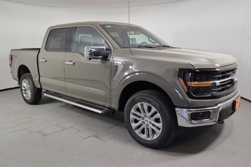 New 2025 Ford F-150 XLT Truck SuperCrew Cab