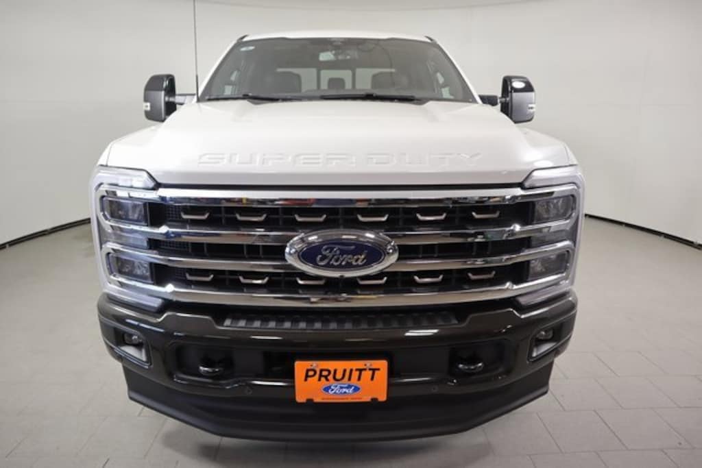 New 2025 Ford F-250 Truck Crew Cab