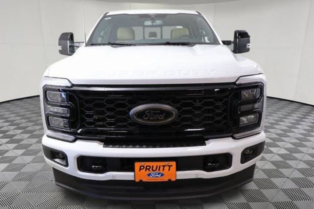 New 2026 Ford F-350 Platinum Truck Crew Cab