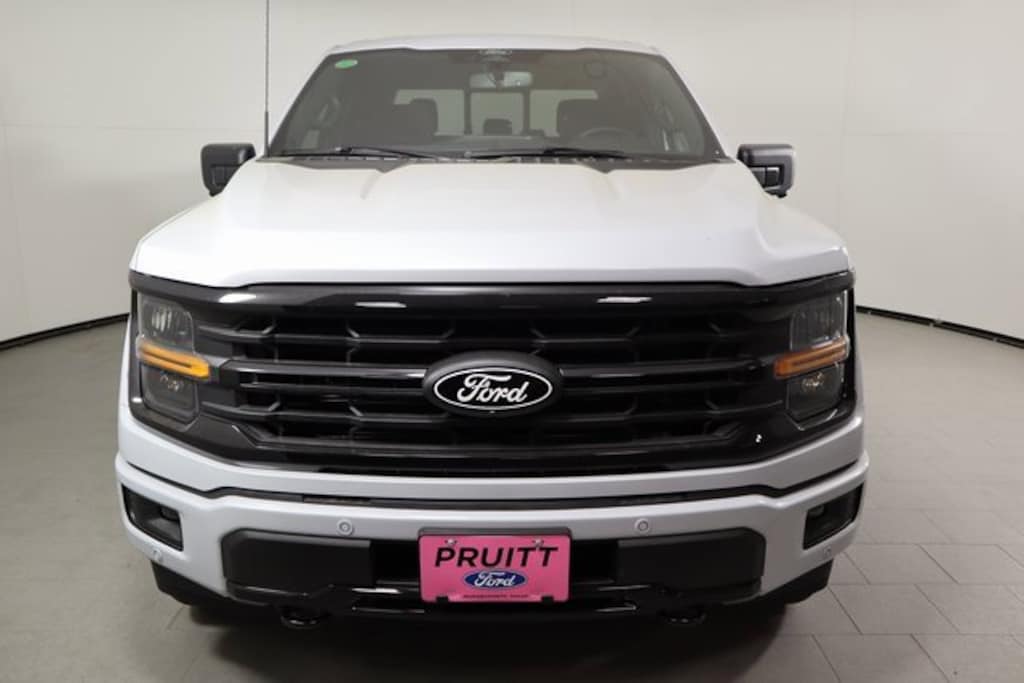 New 2025 Ford F-150 XLT Truck SuperCrew Cab