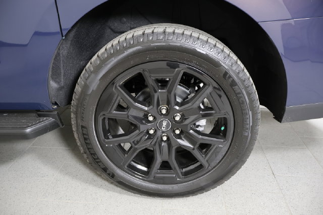 2027 Ford Expedition Platinum - Photo 9