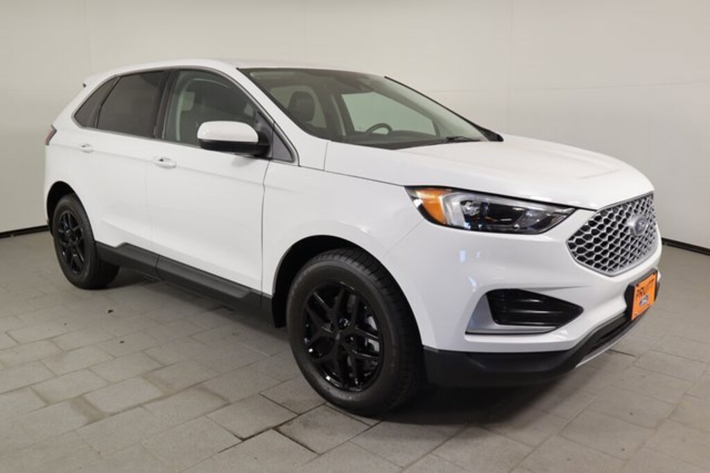Used 2024 Ford Edge SUV
