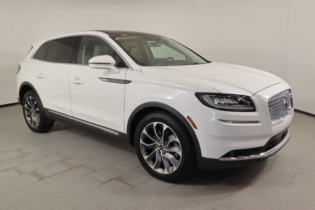 Used 2022 Lincoln Nautilus Reserve SUV