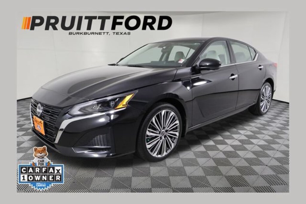 Used 2025 Nissan Altima SL Sedan