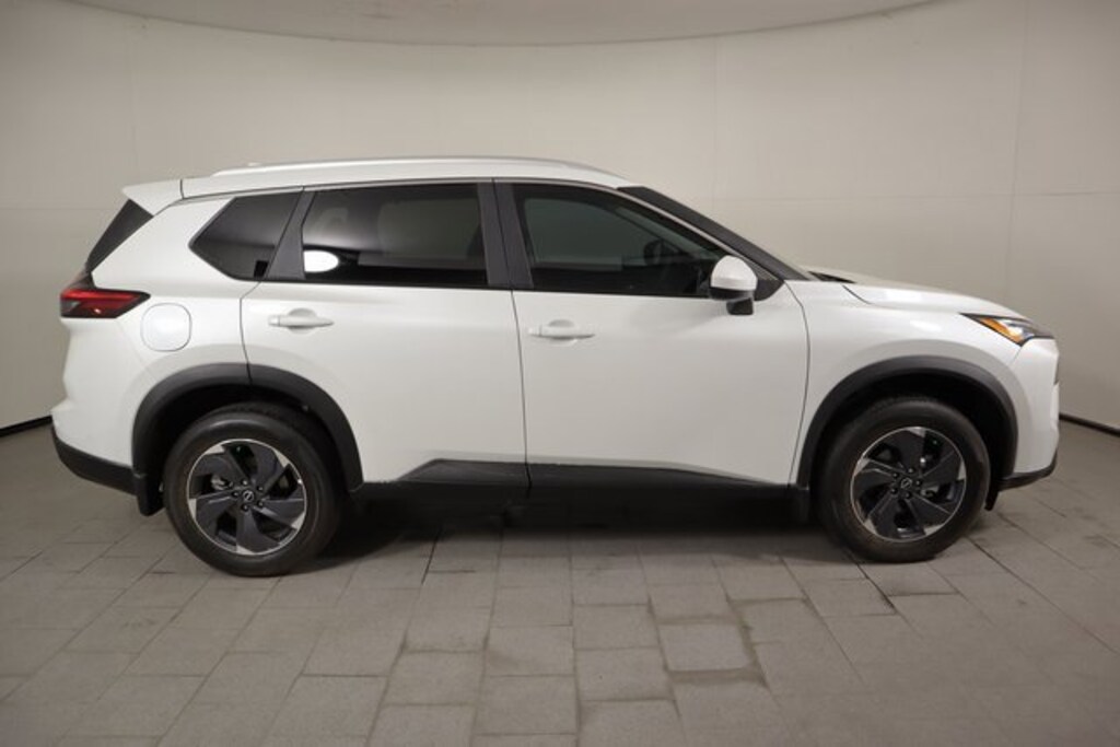 Used 2026 Nissan Rogue SV SUV
