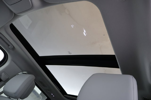 2027 Ford Expedition Platinum - Photo 17