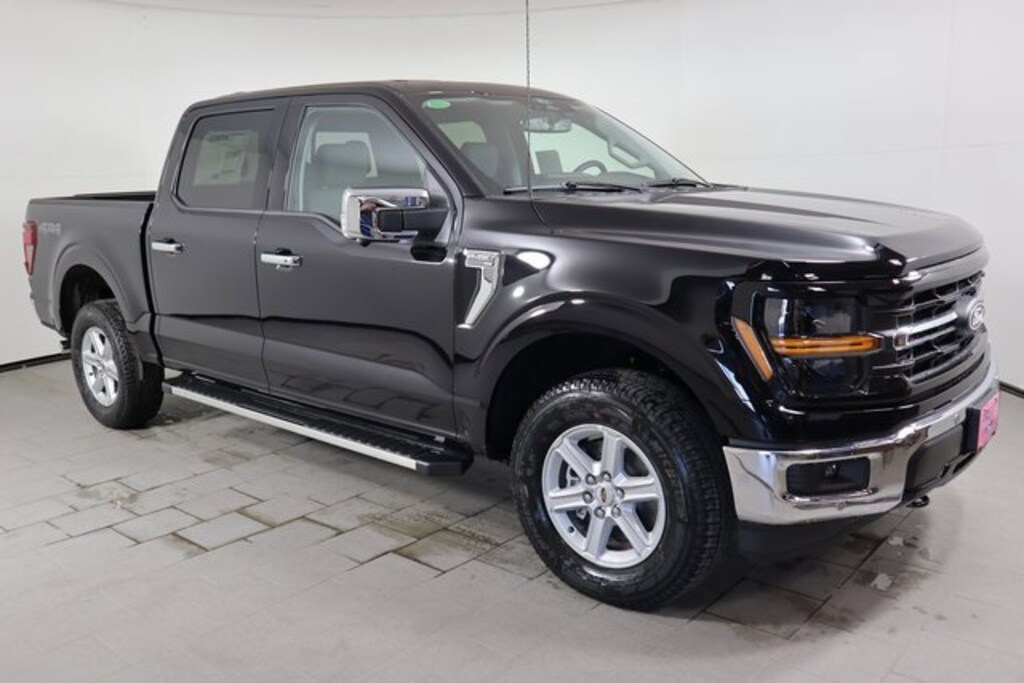 New 2025 Ford F-150 XLT Truck SuperCrew Cab