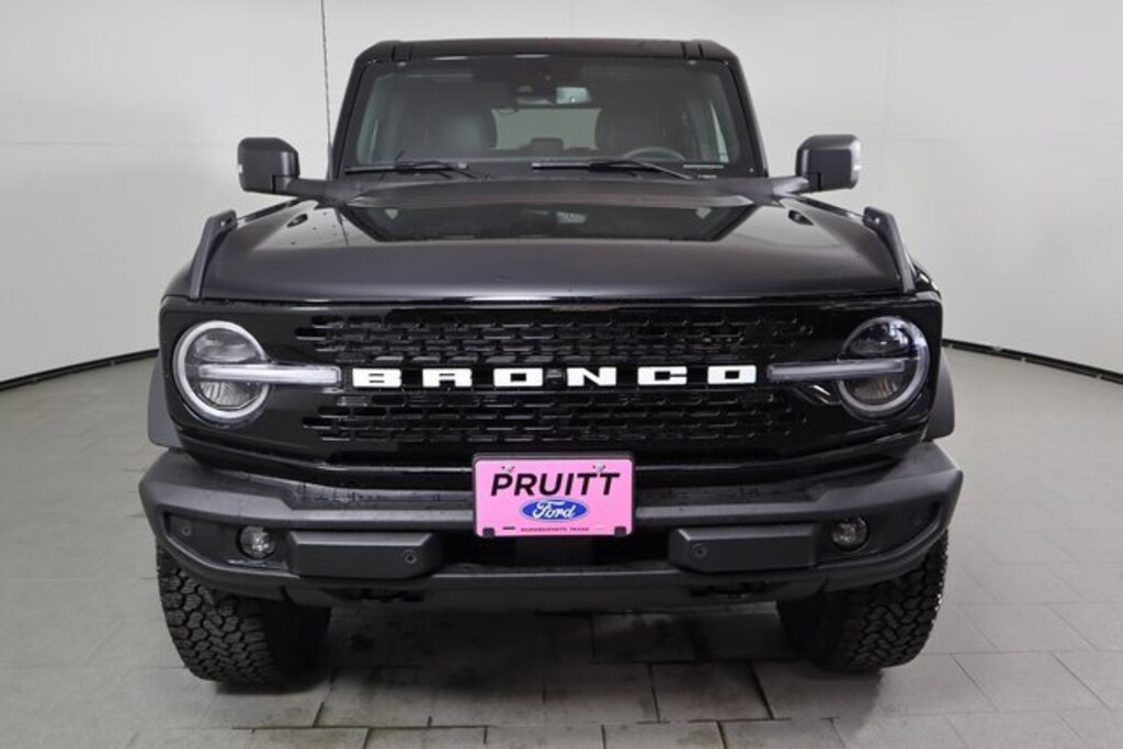 New 2025 Ford Bronco Outer Banks SUV