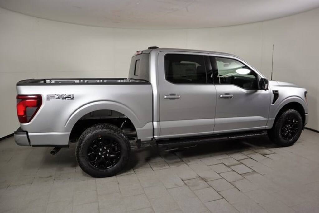 New 2025 Ford F-150 XLT Truck SuperCrew Cab