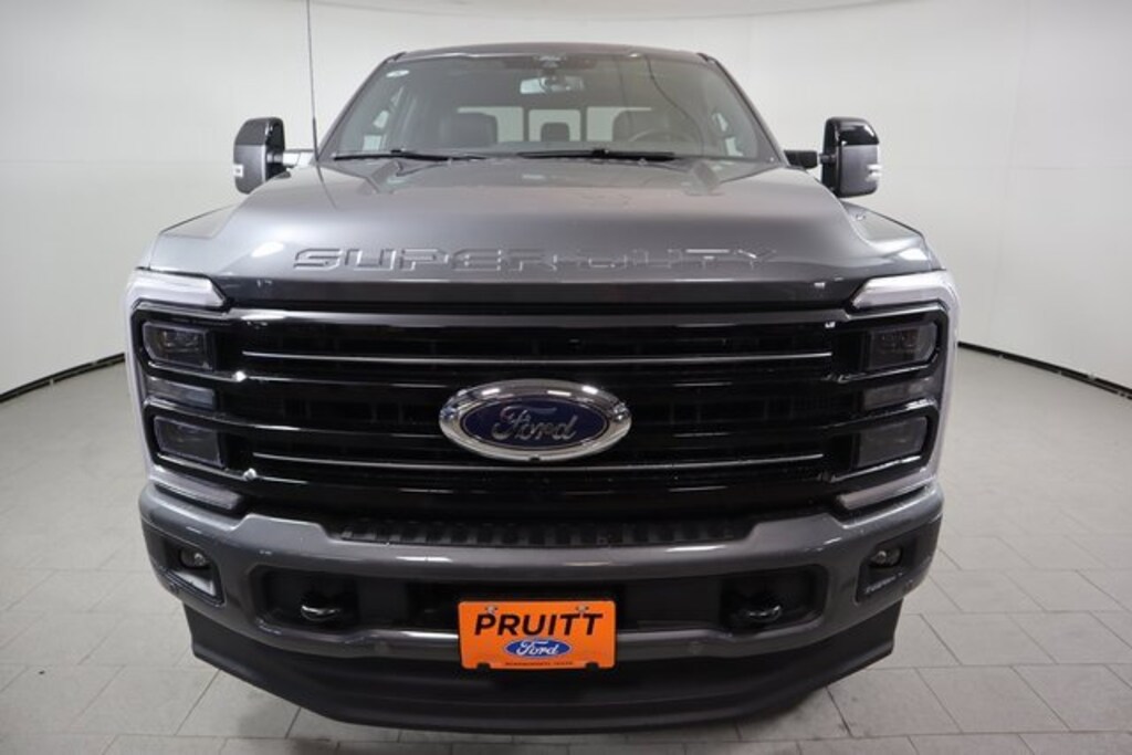 New 2025 Ford F-250 Truck Crew Cab