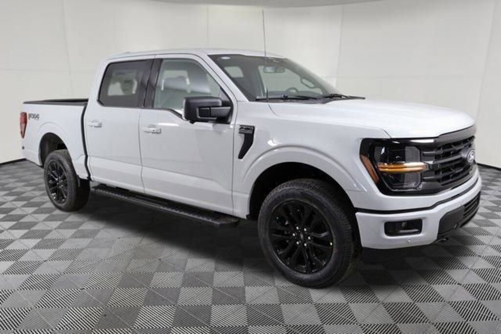 New 2026 Ford F-150 XLT Truck SuperCrew Cab