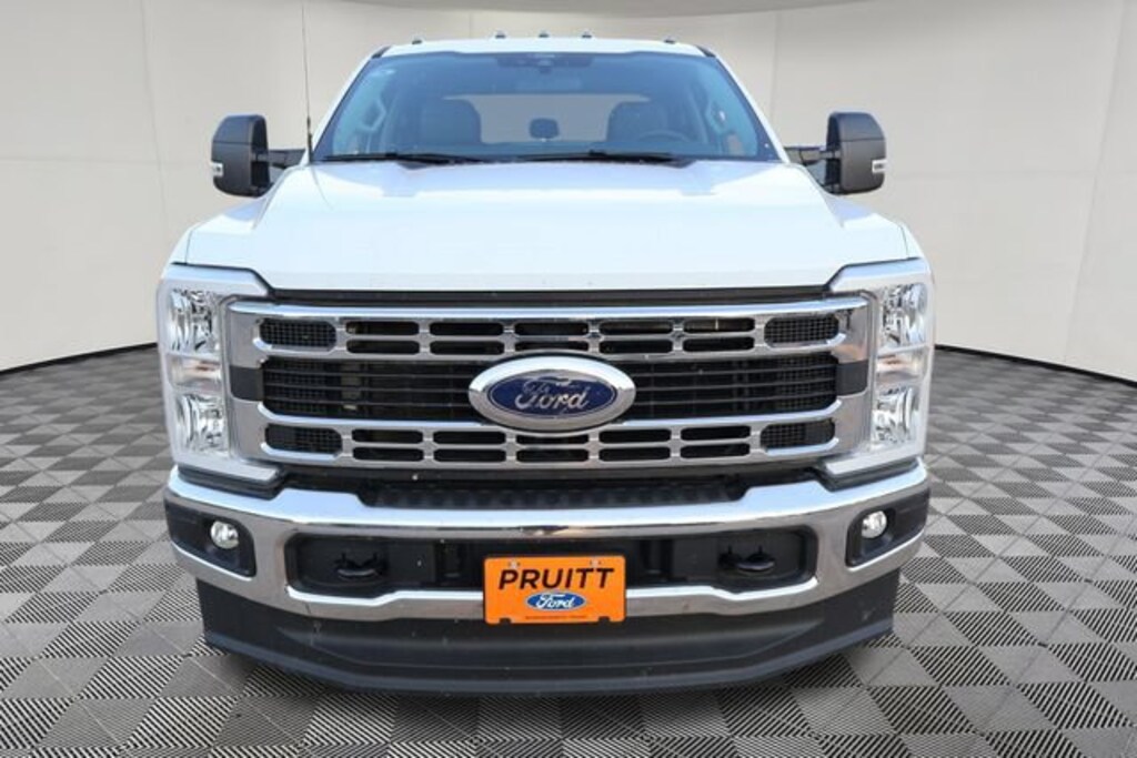 New 2026 Ford F-350 Truck Crew Cab