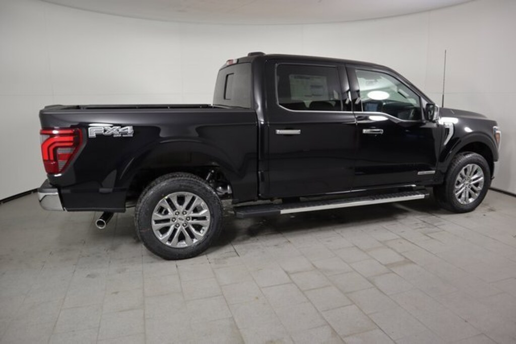 New 2025 Ford F-150 Lariat Truck SuperCrew Cab