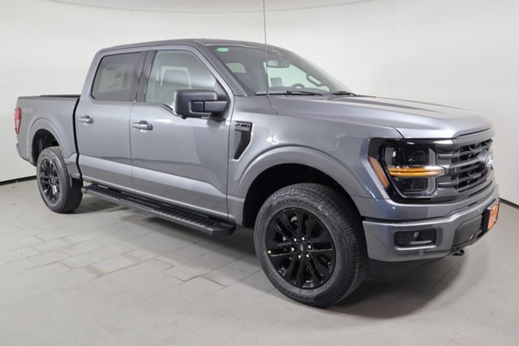 New 2025 Ford F-150 XLT Truck SuperCrew Cab