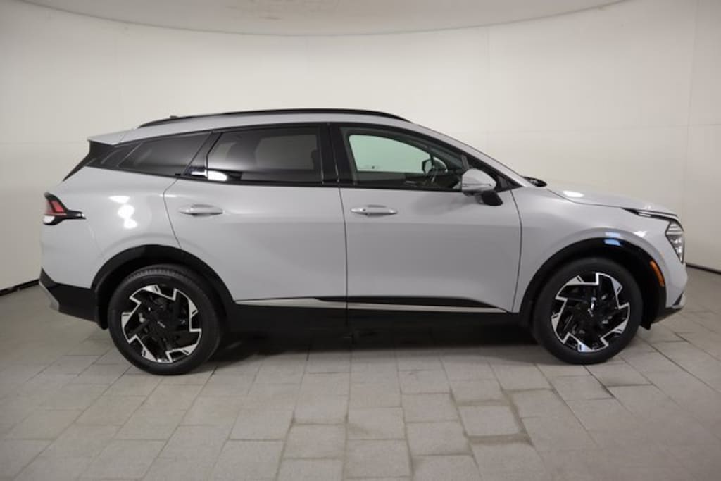Used 2025 Kia Sportage SX-Prestige SUV