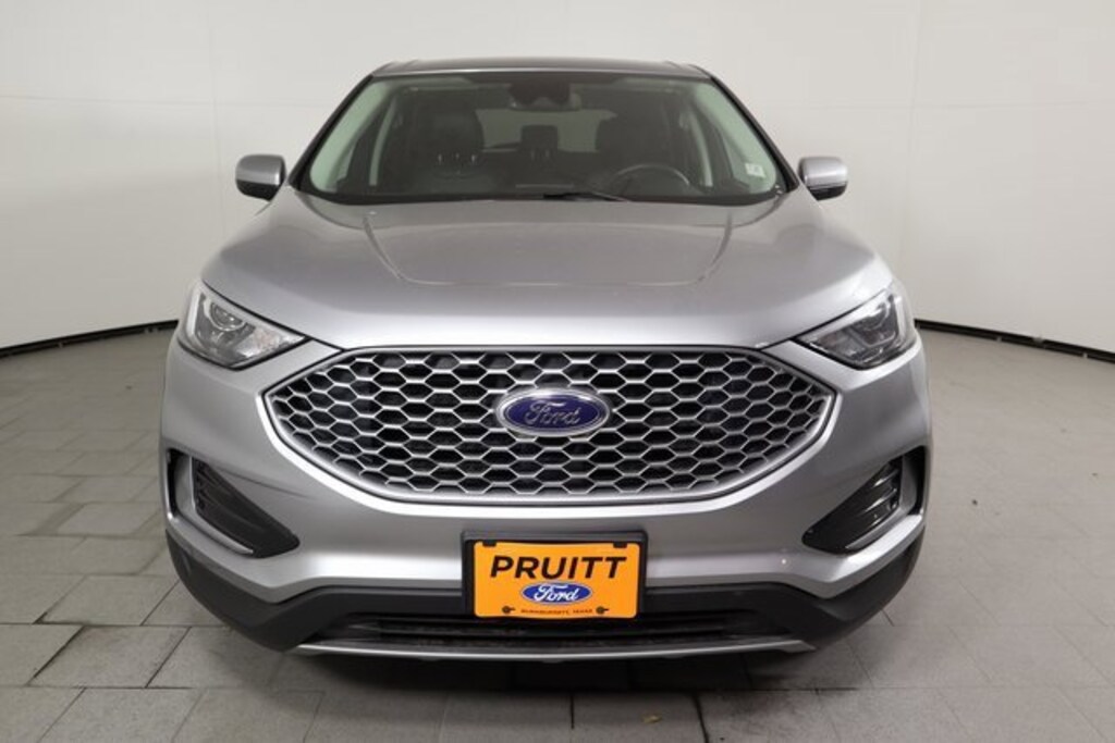 Used 2024 Ford Edge SUV