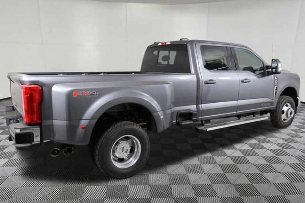 New 2026 Ford F-350 Truck Crew Cab