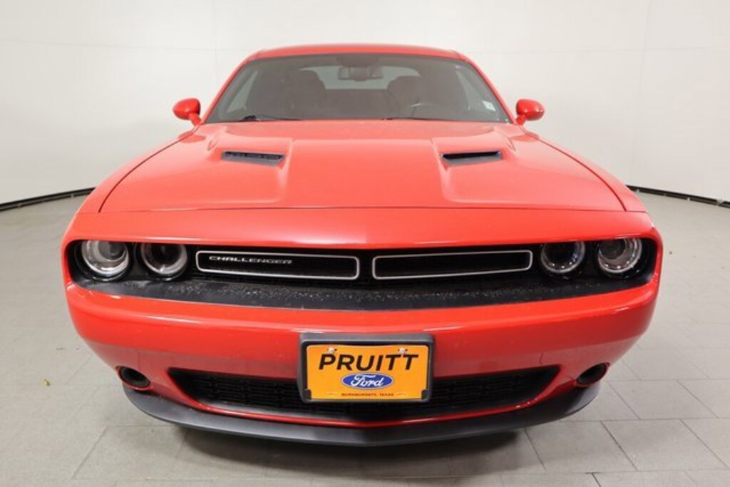 Used 2023 Dodge Challenger SXT Coupe