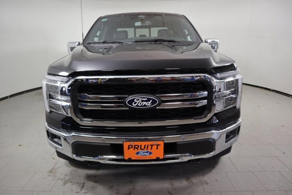 New 2025 Ford F-150 Lariat Truck SuperCrew Cab
