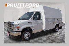 2026 Ford E-350 Cutaway Base Truck