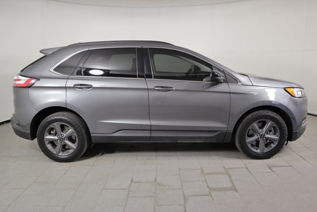 Used 2022 Ford Edge SUV