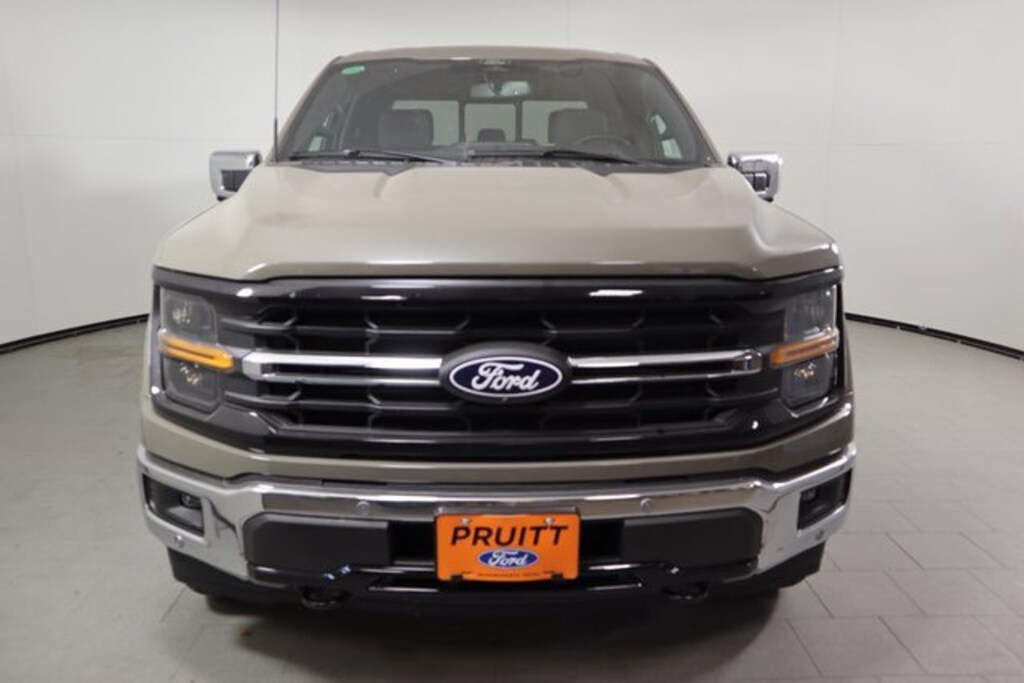 New 2025 Ford F-150 XLT Truck SuperCrew Cab