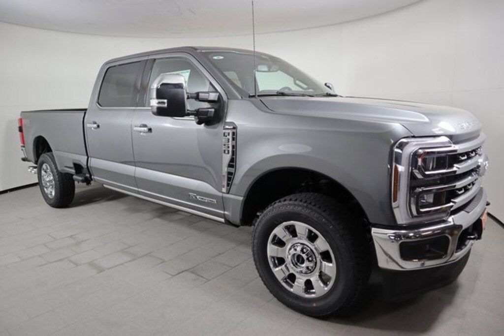 New 2025 Ford F-350 Truck Crew Cab