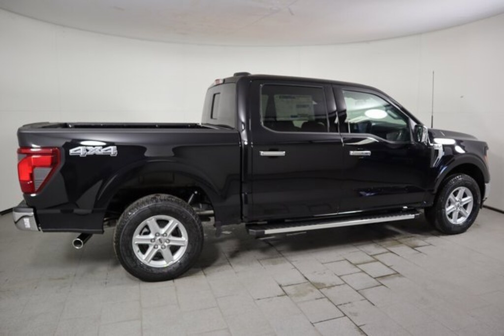 New 2025 Ford F-150 XLT Truck SuperCrew Cab