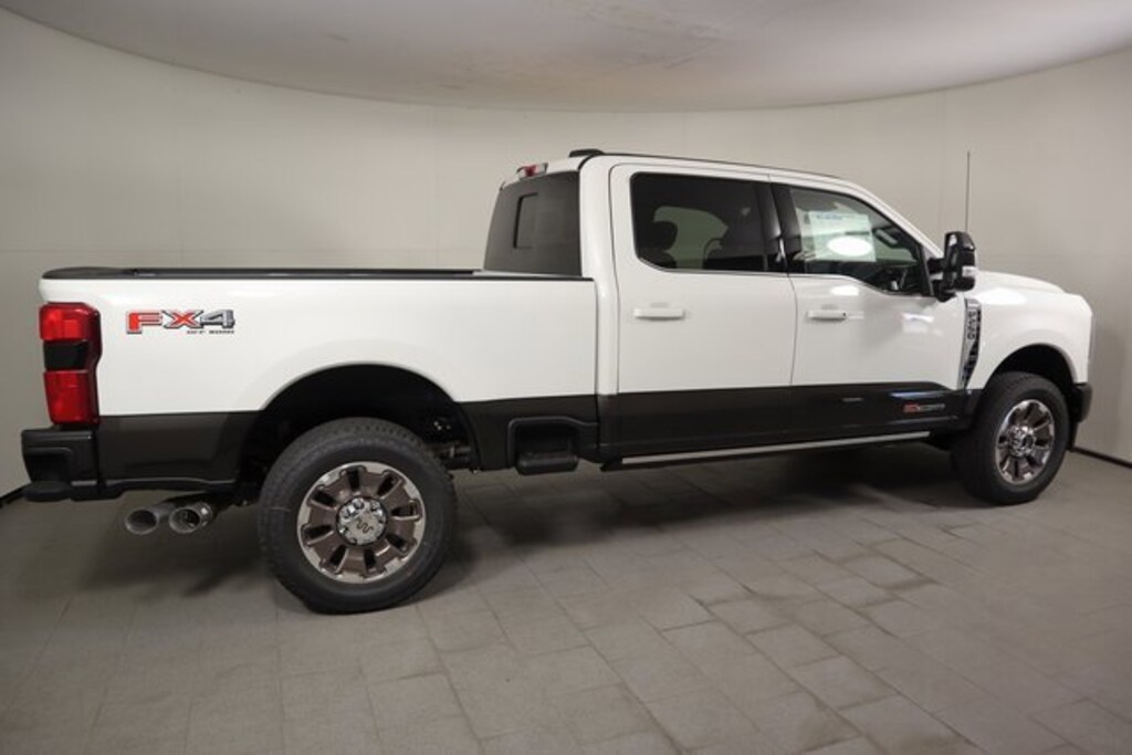New 2025 Ford F-250 Truck Crew Cab