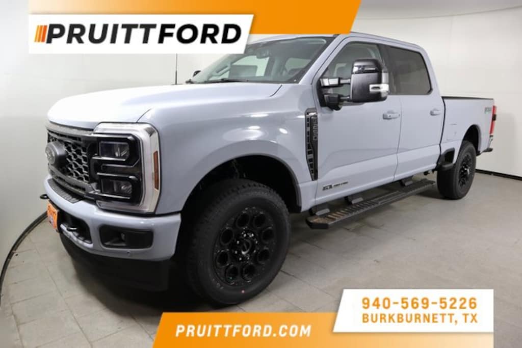 New 2025 Ford F-250 Truck Crew Cab