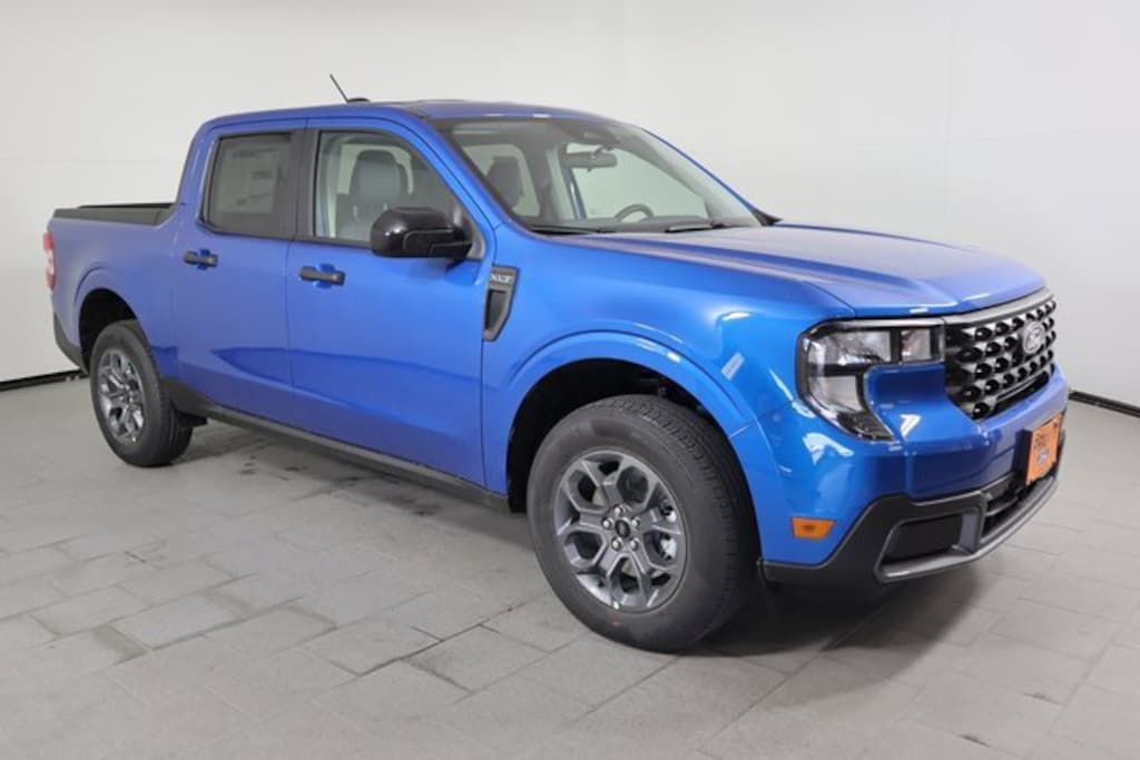 New 2025 Ford Maverick XLT Truck SuperCrew