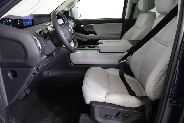 2027 Ford Expedition Platinum - Photo 16