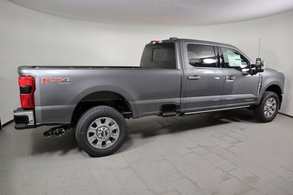 New 2025 Ford F-350 Truck Crew Cab