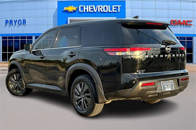 2022 Nissan Pathfinder S photo 4