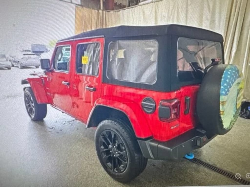 Used 2024 Jeep Wrangler 4xe Sahara SUV