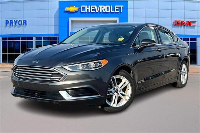 2018 Ford Fusion SE photo 3