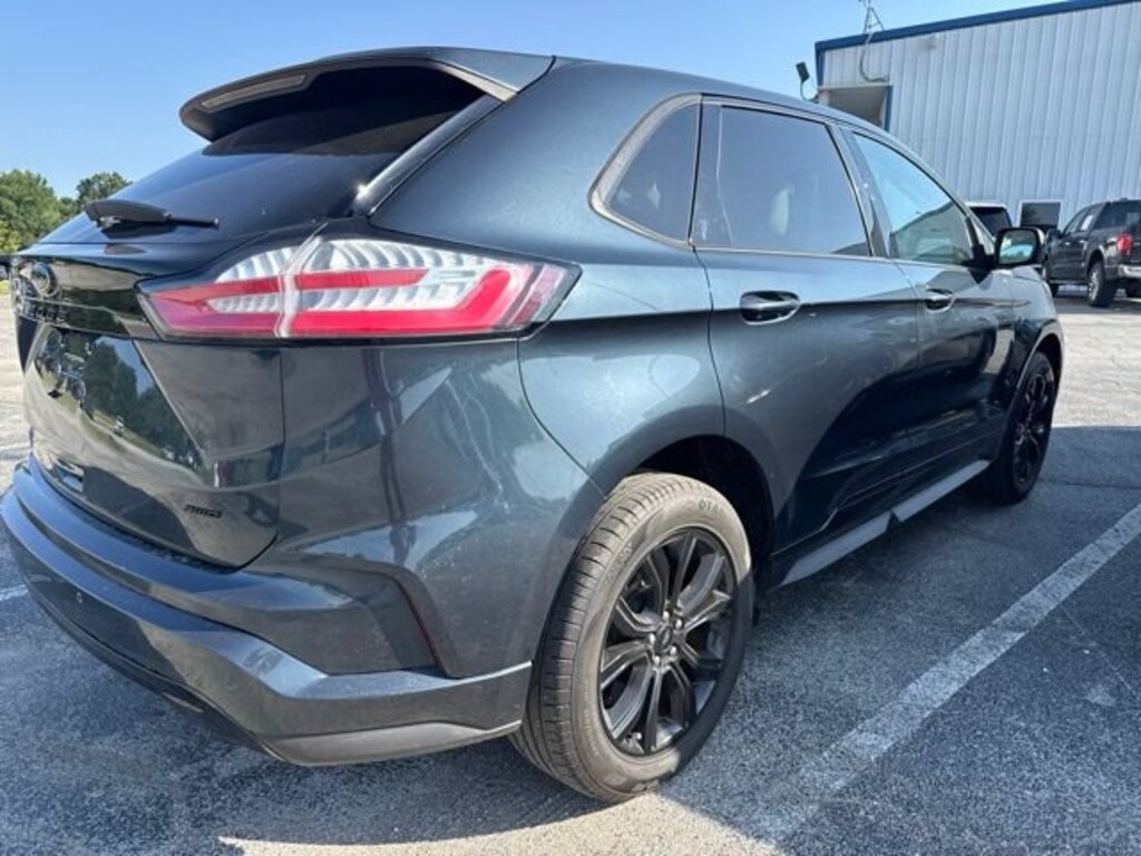 Used 2022 Ford Edge SE SUV