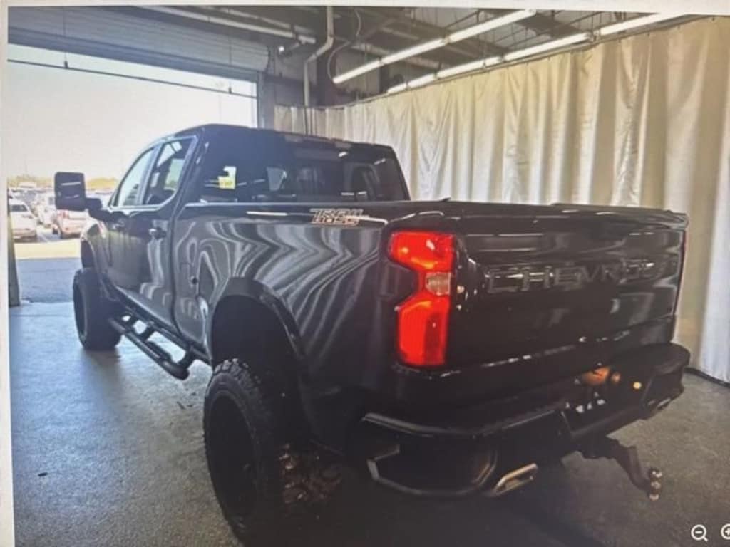 Used 2022 Chevrolet Silverado 1500 LT Trail Boss Truck Crew Cab