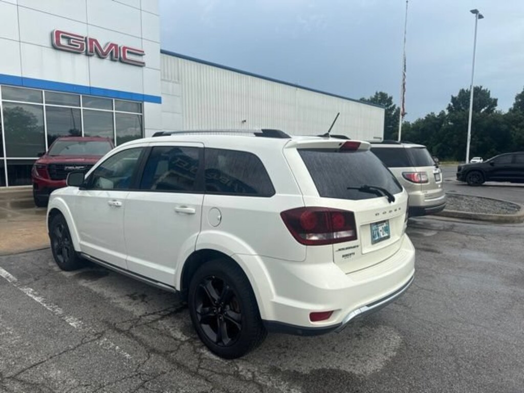 Used 2018 Dodge Journey Crossroad SUV