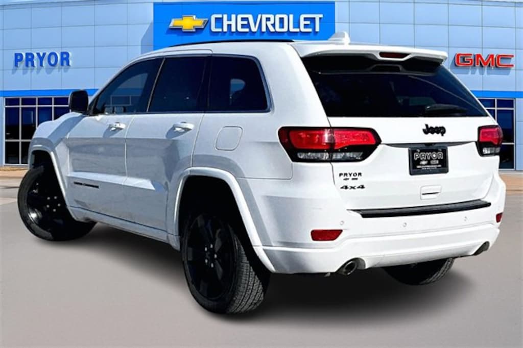 Used 2015 Jeep Grand Cherokee Altitude SUV