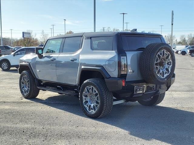 2025 Gmc Hummer EV SUV photo 2