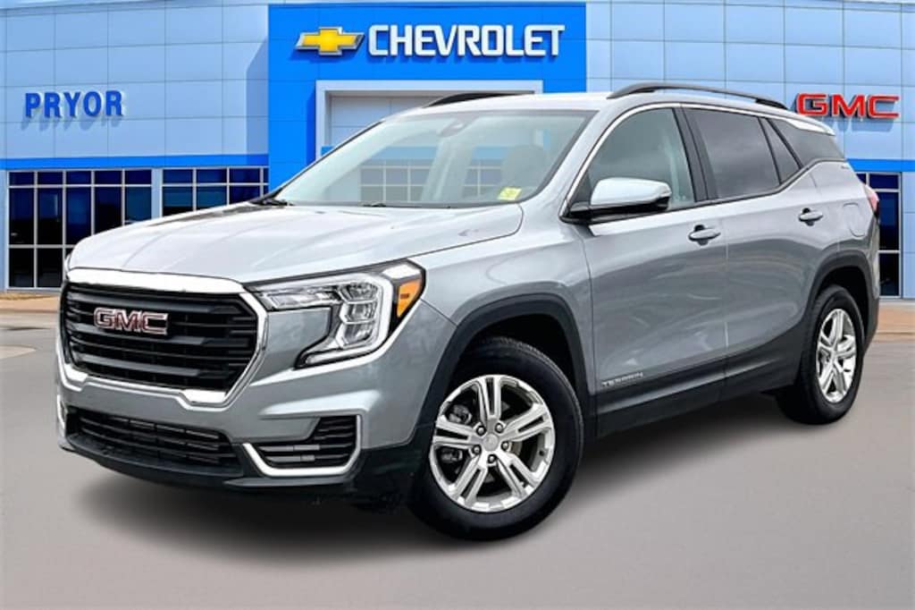 Used 2024 GMC Terrain SLE SUV