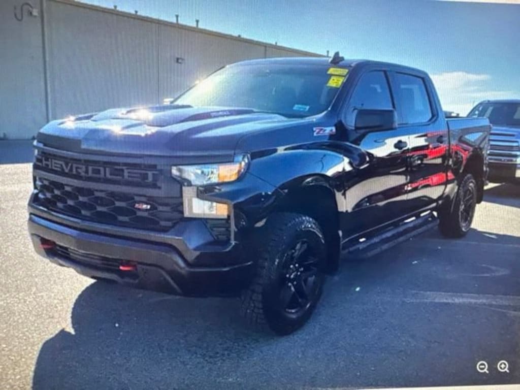 Used 2024 Chevrolet Silverado 1500 Custom Trail Boss Truck Crew Cab