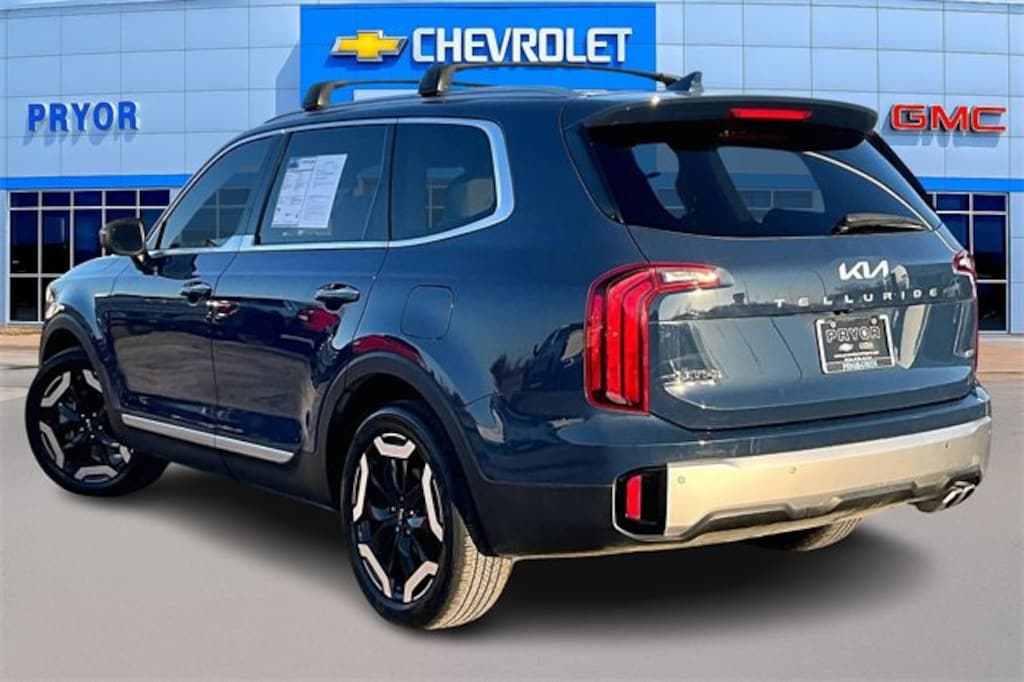 Used 2023 Kia Telluride S SUV
