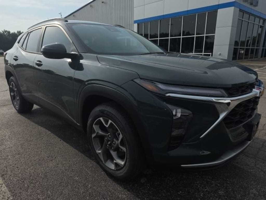 New 2026 Chevrolet Trax LT SUV