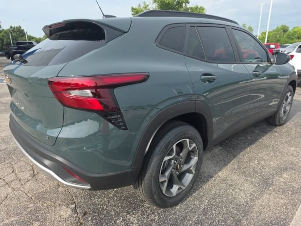 New 2026 Chevrolet Trax LT SUV