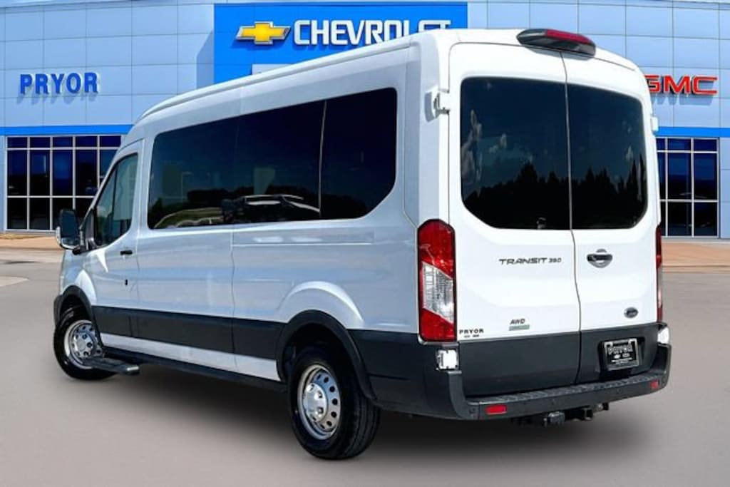 Used 2025 Ford Transit Passenger Wagon XL Wagon Medium Roof Van