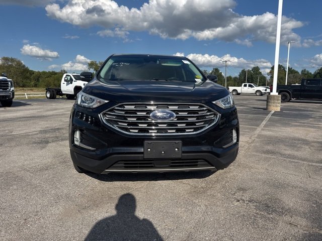 2020 Ford Edge SEL photo 2
